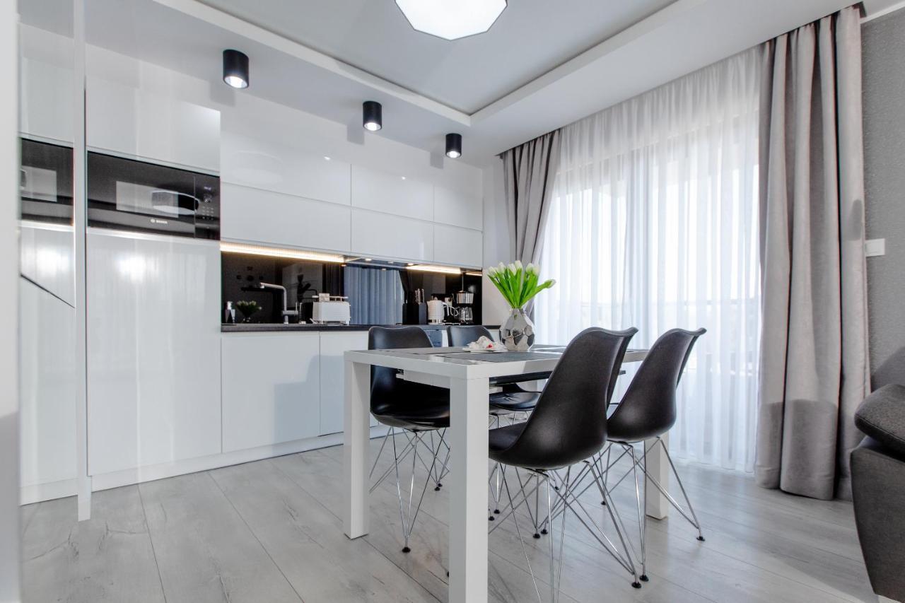 Apartament Linia Komfortu Gardenia Dziwnow Z Widokiem Na Morze Epapartamenty Kültér fotó