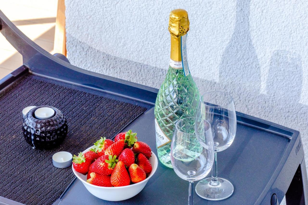 Apartament Linia Komfortu Gardenia Dziwnow Z Widokiem Na Morze Epapartamenty Kültér fotó