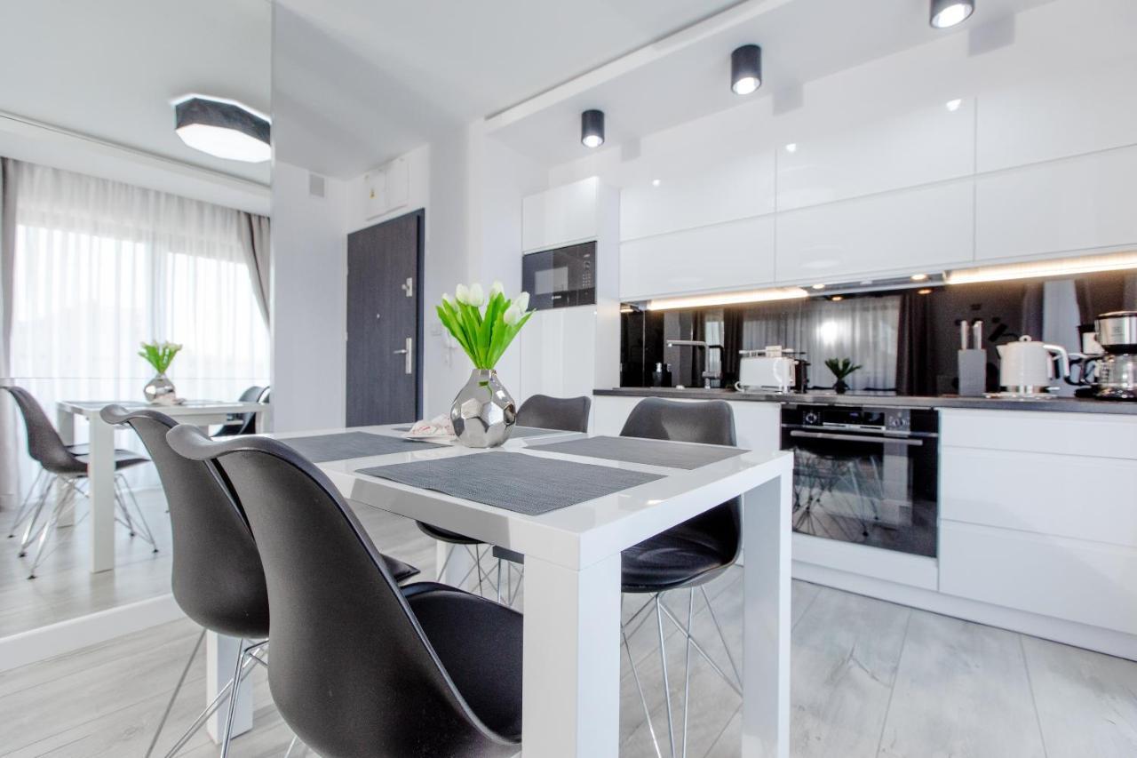 Apartament Linia Komfortu Gardenia Dziwnow Z Widokiem Na Morze Epapartamenty Kültér fotó