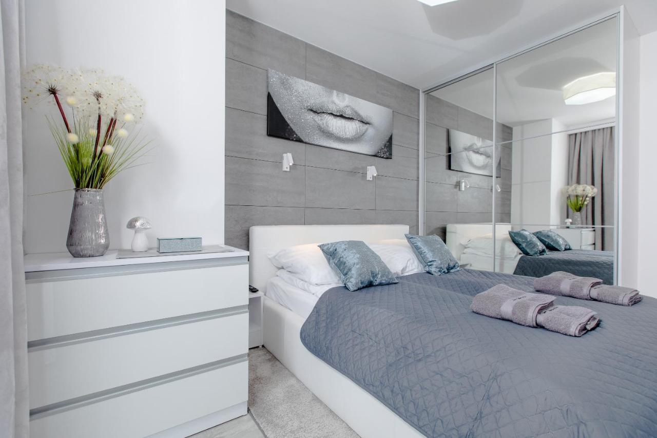 Apartament Linia Komfortu Gardenia Dziwnow Z Widokiem Na Morze Epapartamenty Kültér fotó