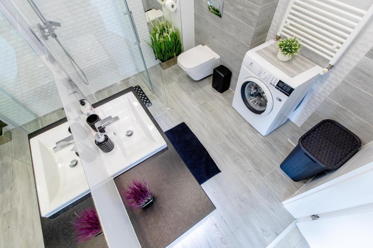 Apartament Linia Komfortu Gardenia Dziwnow Z Widokiem Na Morze Epapartamenty Kültér fotó
